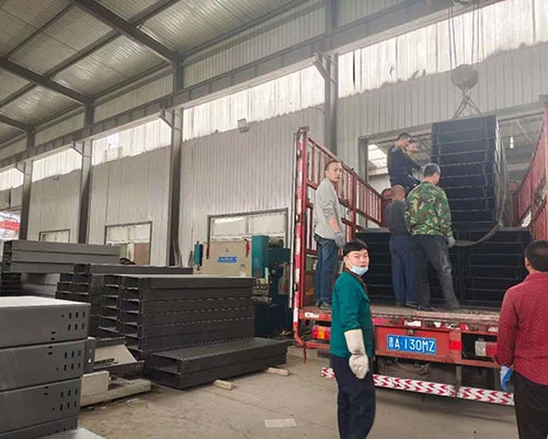 槽式橋架發往太原